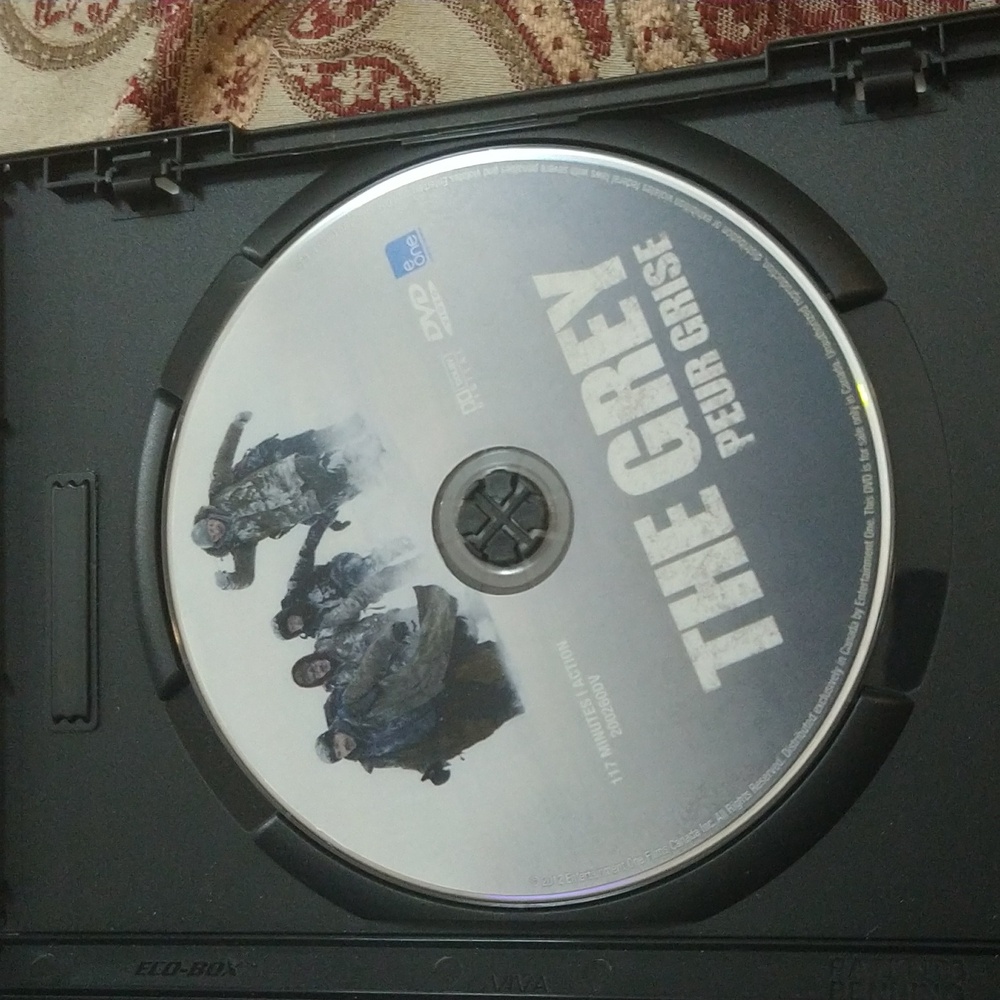 The Grey Dvd - Picture 2 of 5